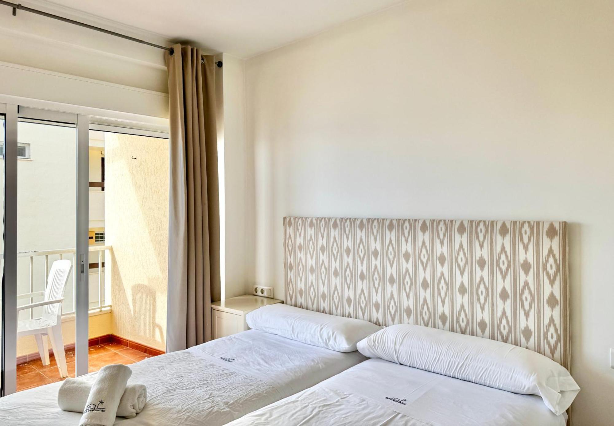 Cibeles Beachfront - Eaw Homes Marbella Kültér fotó
