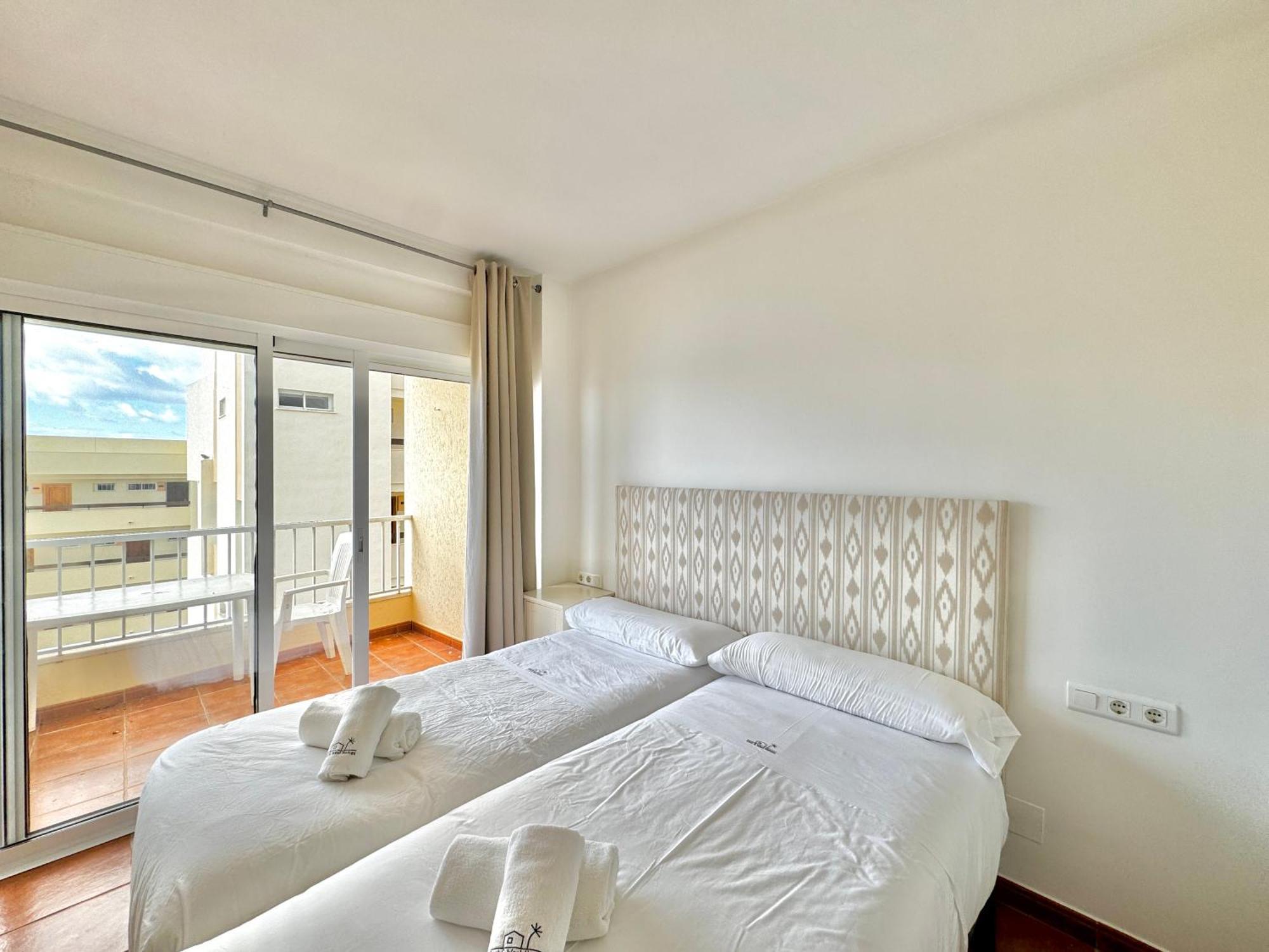 Cibeles Beachfront - Eaw Homes Marbella Kültér fotó